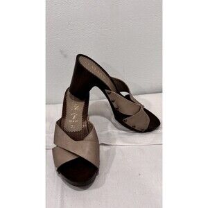 Italian Shoemakers Wooden Clogs Sandals Size 7.5 Beige Leather Slide Heels